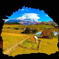 Shorena's Homestay, hotel v destinaci Tsvirmi