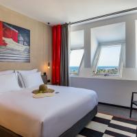 Brown Brut Seafront Hotel, a member of Brown Hotels, hotel i Neve Tzedek, Tel Aviv