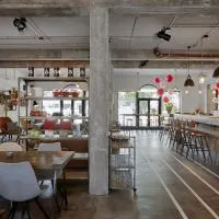 Underdog Hotel, hotel en Hamburgo