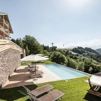Pippos Mountain Lodge, hotelli kohteessa Soprabolzano