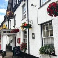 Lion Hotel Dulverton: Dulverton şehrinde bir otel
