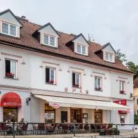 Apartment Jinghu, hotel en Hluboká nad Vltavou