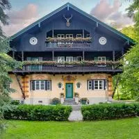 Villa Zollhaus Bed & Breakfast, hotell i Türkheim
