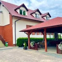 Przystań Biskupińska, hotel u gradu 'Biskupin'