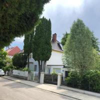 Idyllische Penthouse-Wohnung in super Lage, hotel u četvrti 'Untergiesing - Harlaching' u Münchenu