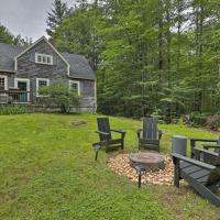 Charming Jaffrey Cottage with Deck and Grill!, hotel poblíž Jaffrey - Silver Ranch Airpark - AFN, Jaffrey