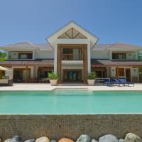 Amazing 4-bedroom tropical villa with private pool and golf course view at luxury resort