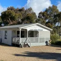 Lazy Days Cottage - Victor Harbor, хотел в Hindmarsh Valley