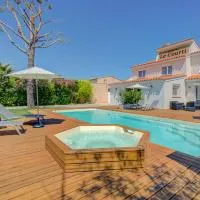 Domaine Le Courti, hotel u gradu 'Le Barcarès'