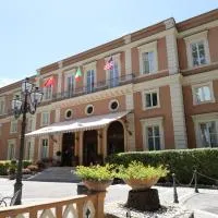 Grand Hotel Telese, hotelli kohteessa Telese