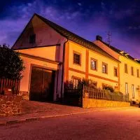 Penzion 1670, hotelli kohteessa Nové Hrady