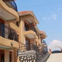 Legend Executive Suites, hotel v mestu Fort Portal