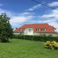 Appartement -Villa ROYAL Hélène, Hotel in Oberlauterbach