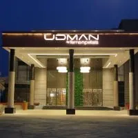 Udman Hotel Greater Noida, hotel di Greater Noida