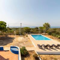 Villas2go2 Praia da Marinha, Hotel in Lagoa