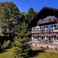 Villa Sawallisch, hotel i Grassau