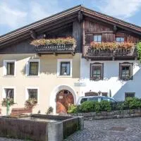 Apartments Heidenberger Fienili, hotel in Colle Isarco