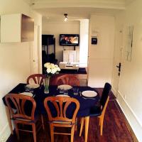 Appartement Haussmannien 20 min Tour Eiffel / Orly, hotel in S&egrave;vres