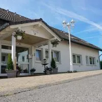 Haus Löhrberg、Hemerのホテル