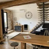 La Grange, hotel v destinaci Avallon