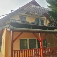 Fűzfa Apartmanház, hotel a Tamási