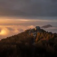 Hochwaldbaude, hotel en Hain