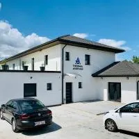 Thermal Apartman - EM, hotel u gradu Gardonj