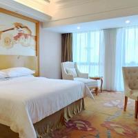 Vienna Hotel Dongguan Shatian Humen Port: bir Dongguan, Houjie oteli