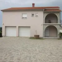 Natasa apartments Krk, hotel em Vrh