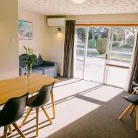 Flaxbourne Motels, hotel sa Ward