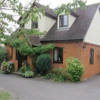 번햄 온 크루치에 위치한 호텔 Burnt Mill Cottage
