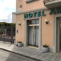 Hotel Amico Fritz, ξενοδοχείο στο Λιβόρνο