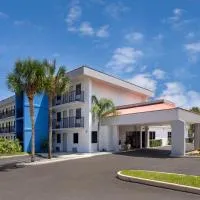 Quality Inn Atlantic Beach-Mayo Clinic Jax Area, hotel din Atlantic Beach