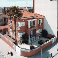 Green Coast Surf House, hotel en Espinho
