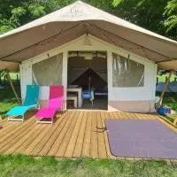 TENTE LODGE la Plage AUTET – hotel w mieście Autet