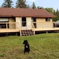Michaels Bay Getaway on Manitoulin Island, hotell i South Baymouth
