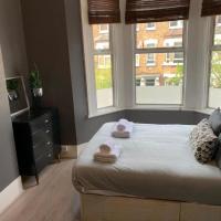 Modern 2 bedroom Flat near portobello road Market