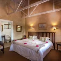 Leeuwenbosch Shearers Lodge - Amakhala Game Reserve, hotel v destinaci Buyskloof