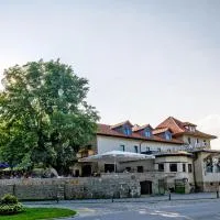 Bergwirt Hotel & Gasthof, hotel u gradu Kifersfelden