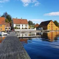 Rugsund Handelsstad, hotel Rugsund városában