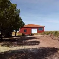 Casita de campo con vistas a una laguna, hotel em Alcazar de San Juan