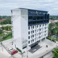 SR Grand Hotel Chiangmai, hotel i Chiang Mai