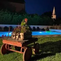 la maison porte bonheur, hotel en Chantelle