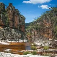Cachoeiras Pé da Serra, готель у місті Сан-Жуан-Батіста-ду-Глорія