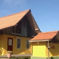 Lanthotellet Hishult, hótel í Hishult