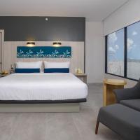 River Garden Hotel + Suites, מלון ב-Centro de Guayaquil, גואיאקיל