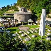 Cephanelik Hotel, hotell i Trabzon
