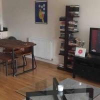 Charming flat in Golders Green with parking space