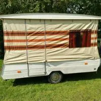 Retro Vouwwagen、Tynaarloのホテル