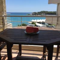 VOULIAGMENI ON THE BEACH, kh&aacute;ch sạn ở Athens